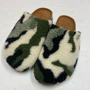 Nicole Miller Bondy Faux Fur Camo Mule Clog